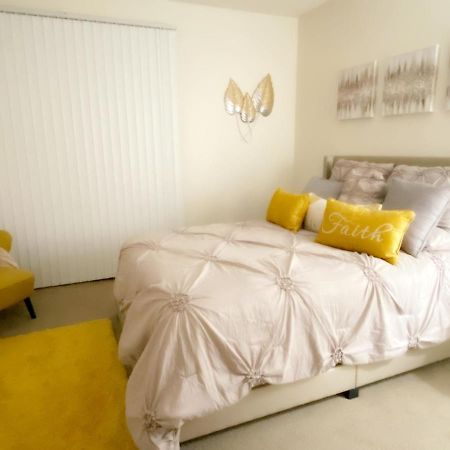Luxury Avenue Leilighet San Diego Eksteriør bilde