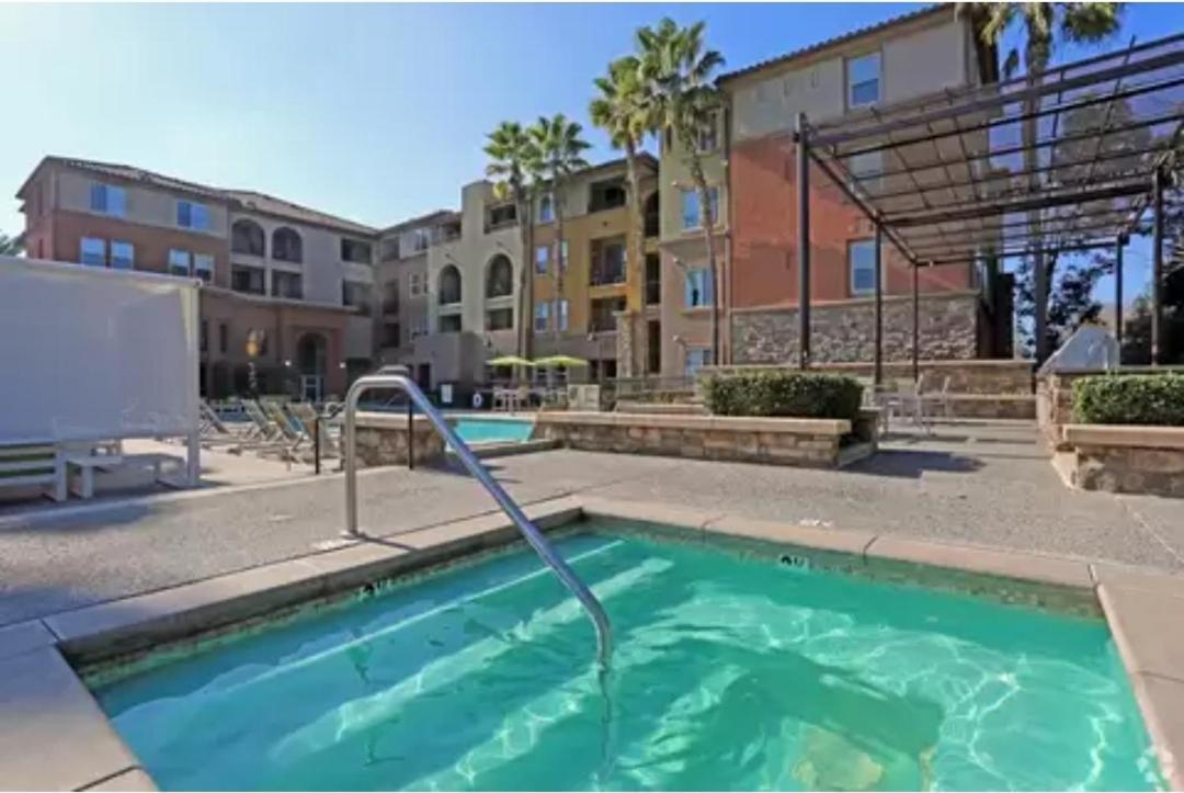 Luxury Avenue Leilighet San Diego Eksteriør bilde